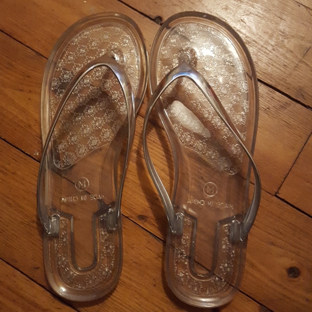 Clear flip flops